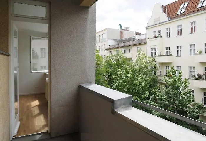 Modern In Location Apartment *